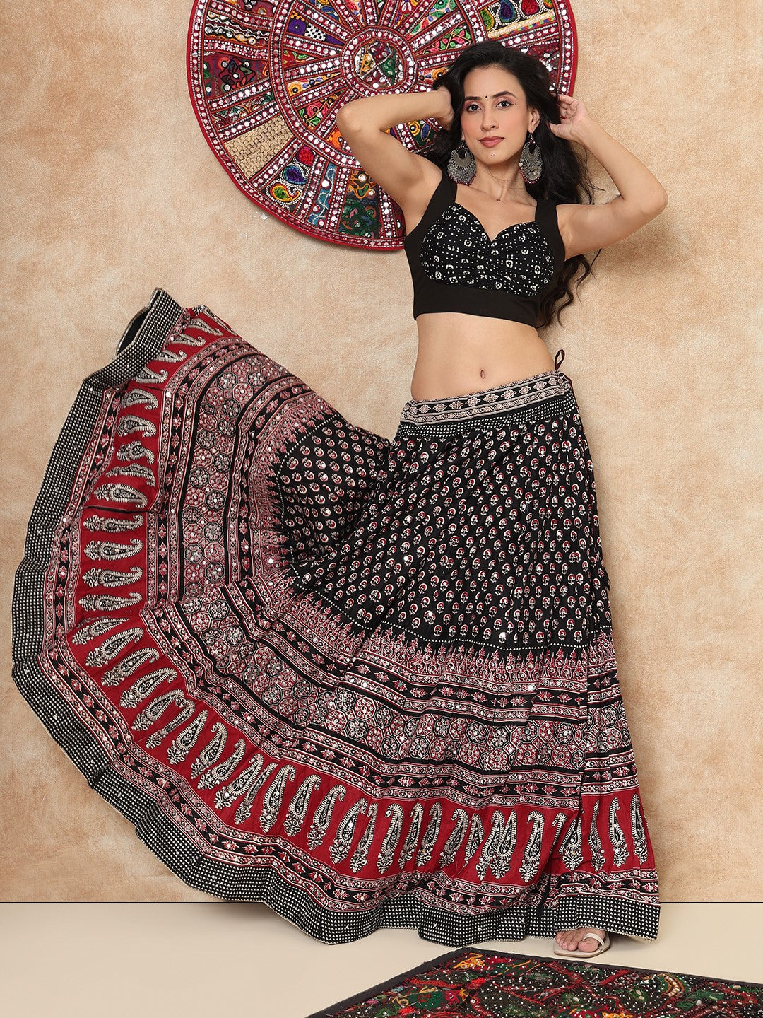 Black Cotton Printed Sweetheart Neck Readymade Blouse