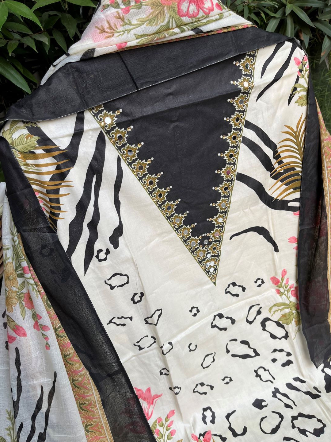 Cream Cotton Printed Unstitched Dress Material