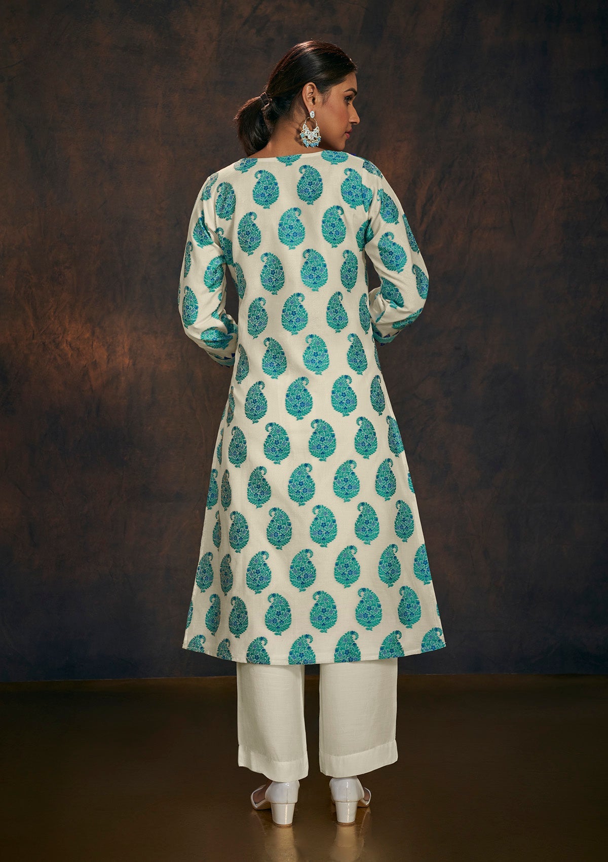 Cream And Turquoise Banarasi Chanderi Silk Kurta & Dupatta