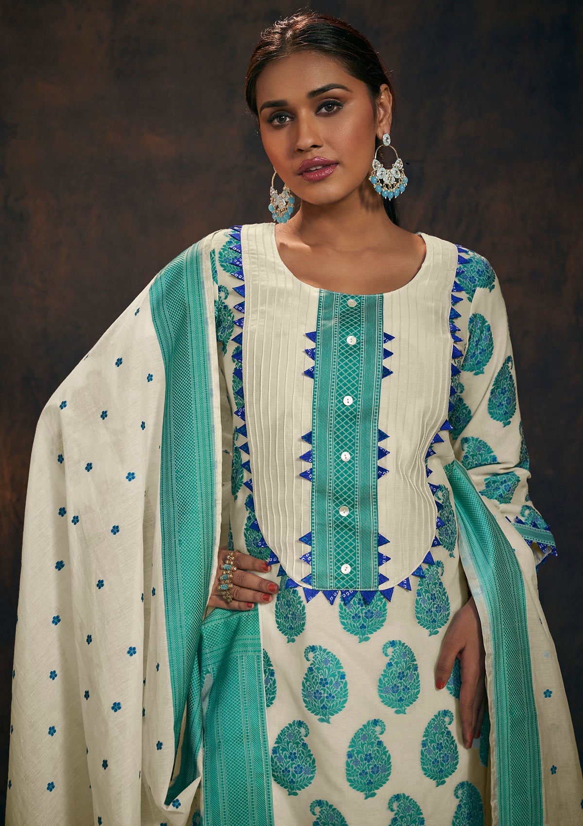 Cream And Turquoise Banarasi Chanderi Silk Kurta & Dupatta