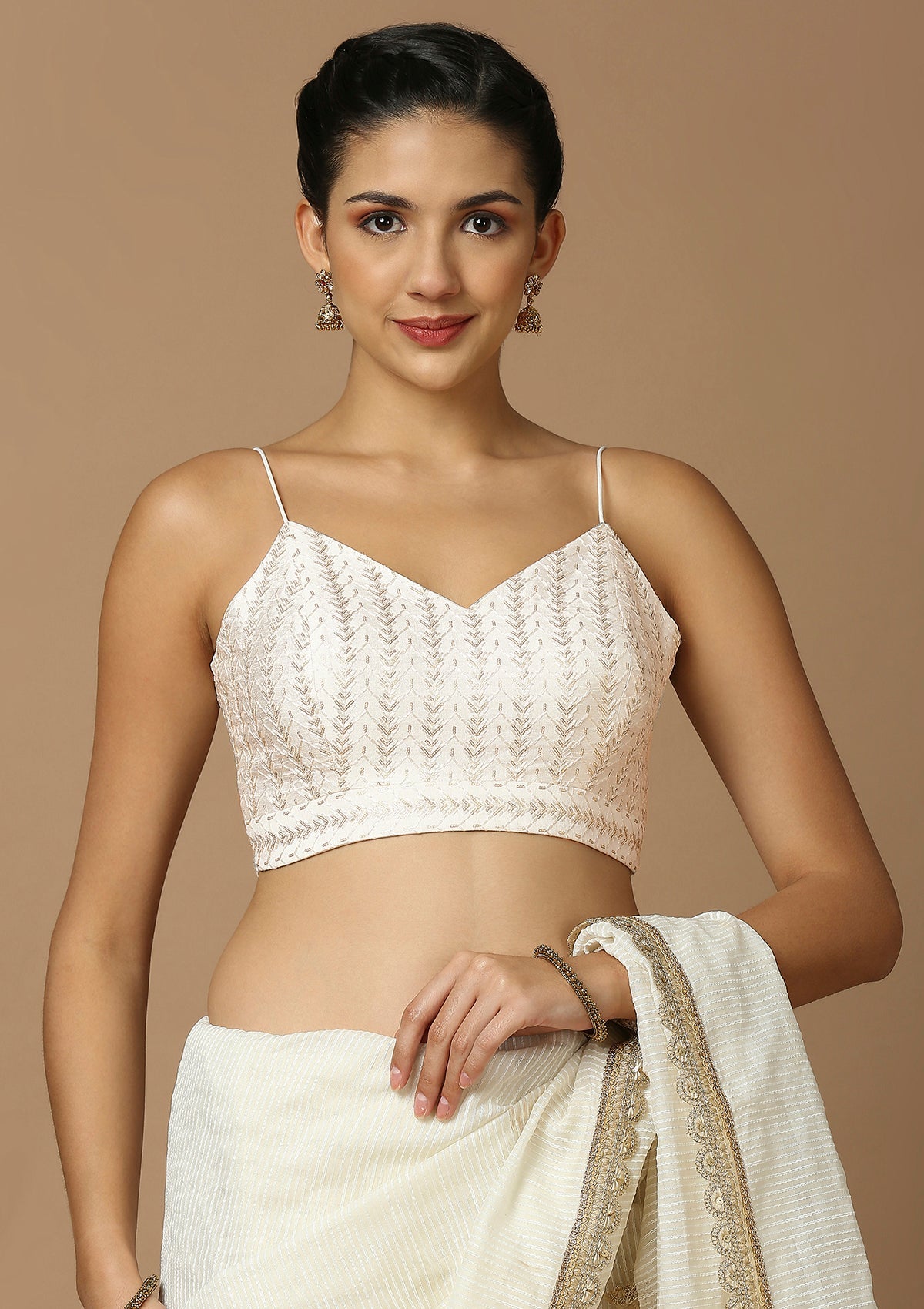 White deals saree blouse