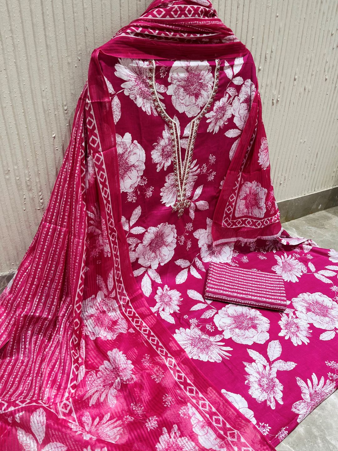 Pink Cotton Printed Unstitched Dress Material