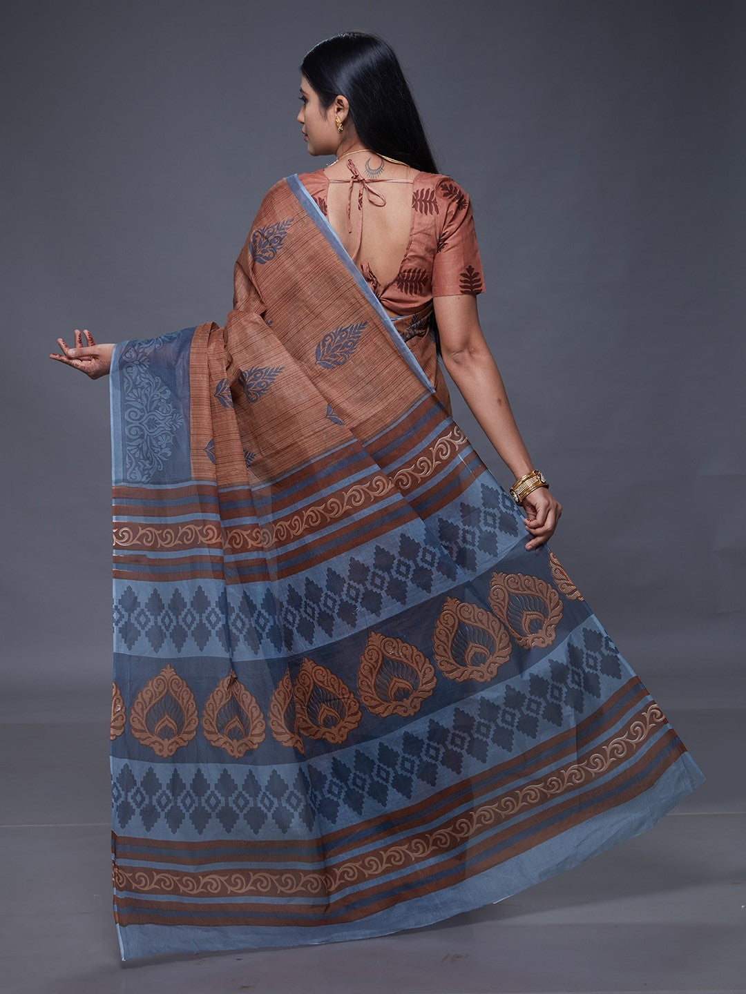 CHANDANI Brown & Grey Printed Pure Cotton Saree