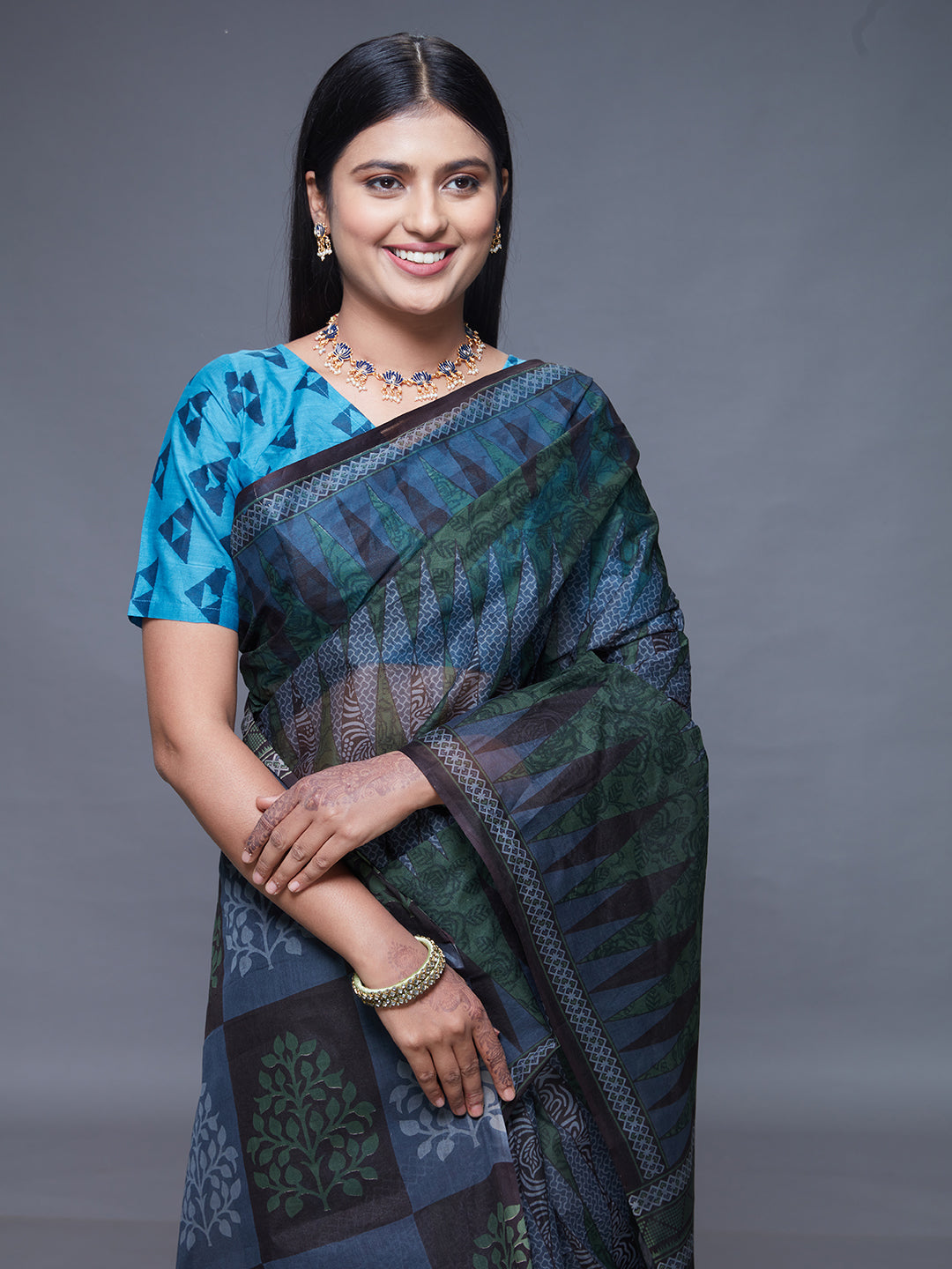 CHANDANI Grey Printed Pure Cotton Saree