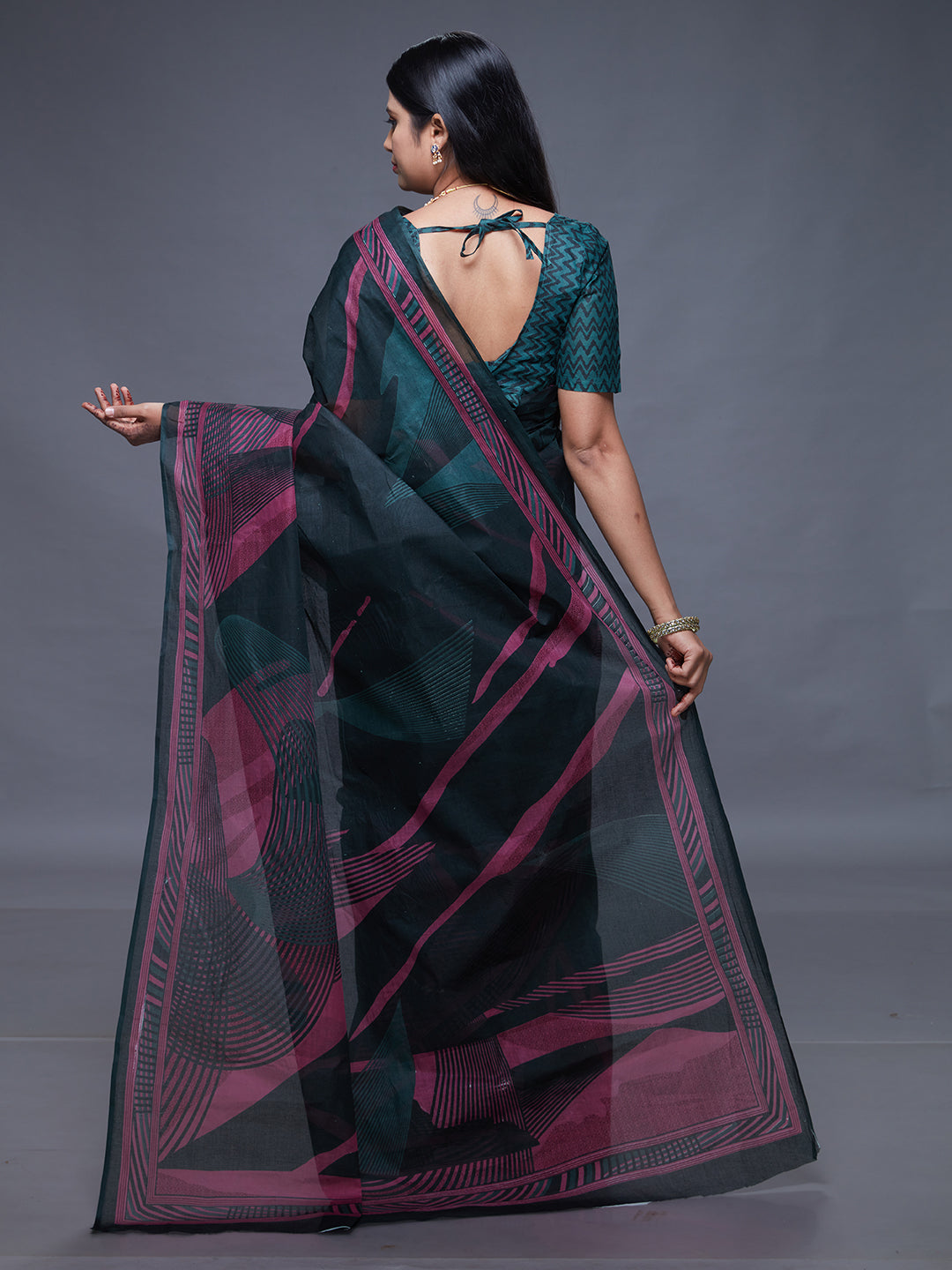 CHANDANI Bottle Green Printed Pure Cotton Saree