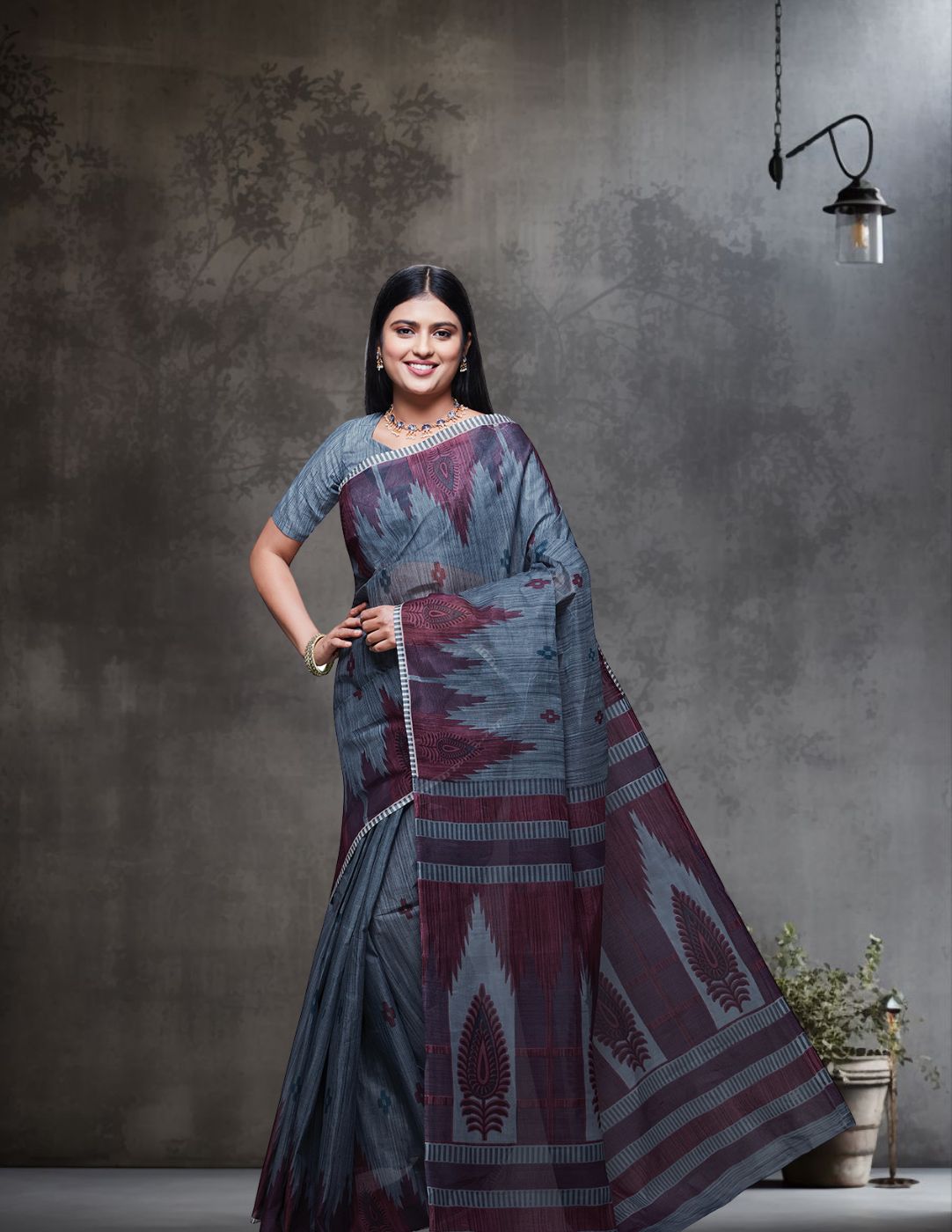 CHANDANI Grey Printed Pure Cotton Saree