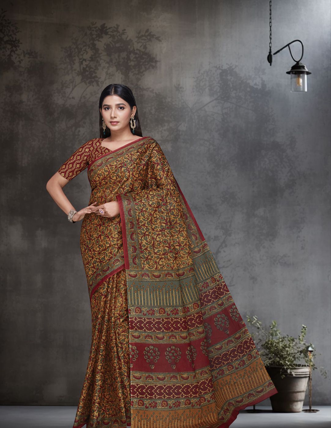 KALAMKARI Yellow Printed Pure Cotton Saree