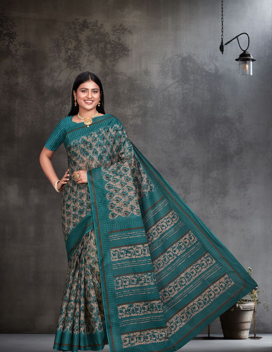 ANJLEE Green Printed Pure Cotton Saree