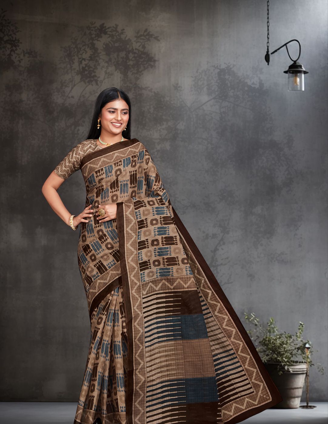 ANJLEE Brown Printed Pure Cotton Saree