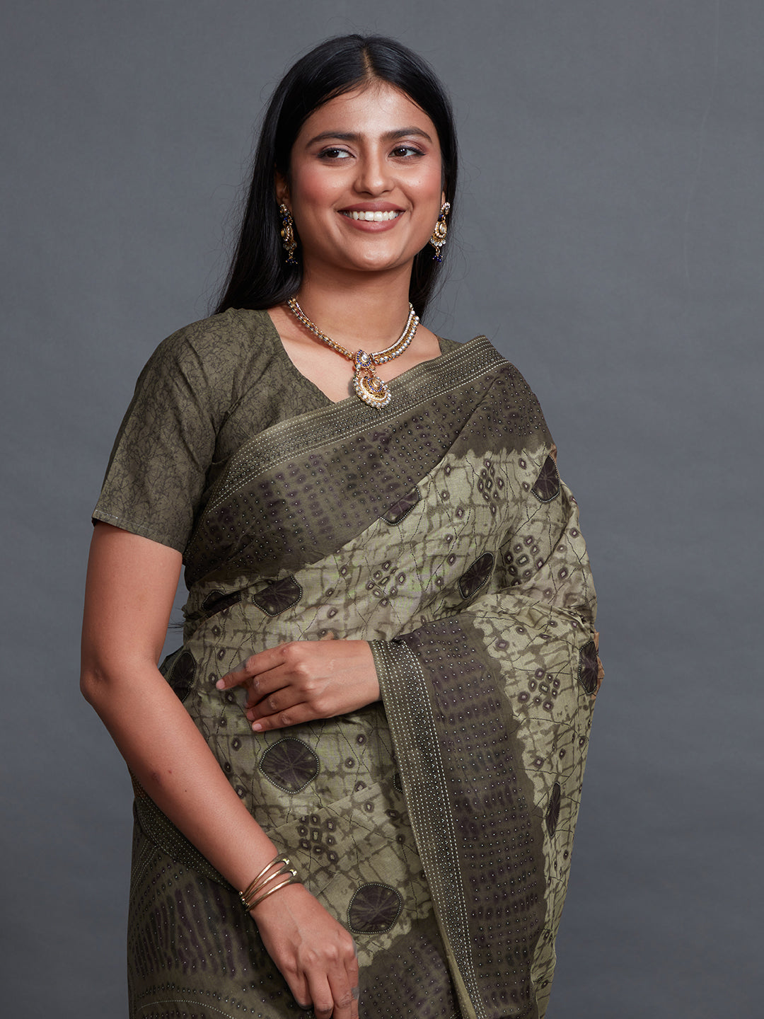 SAMAIRA Olive Printed Pure Cotton Saree