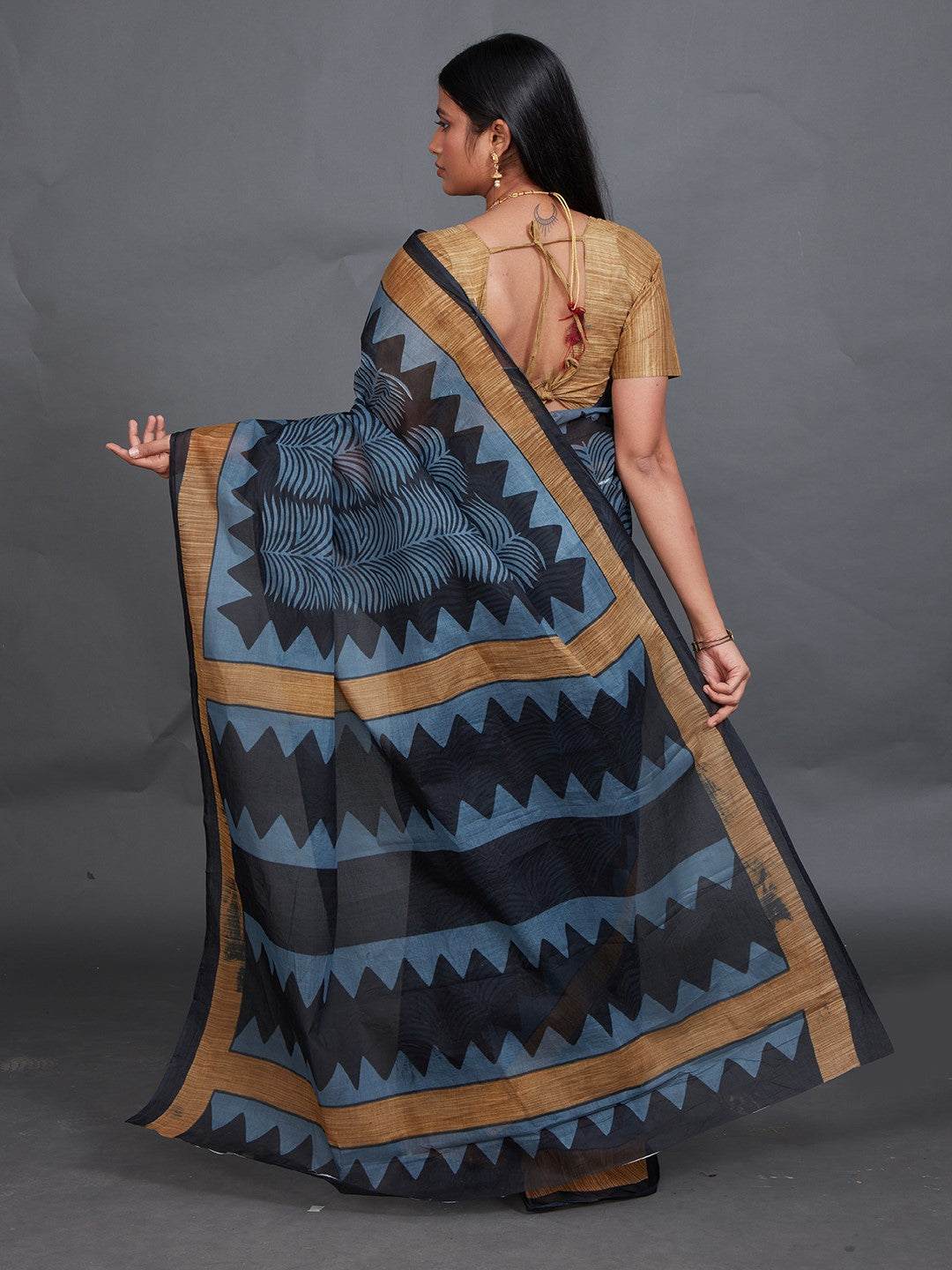 SAMAIRA Grey Printed Pure Cotton Saree