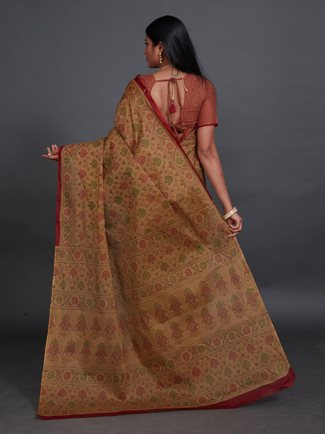 KRISHIKA Brown Printed Pure Cotton Saree