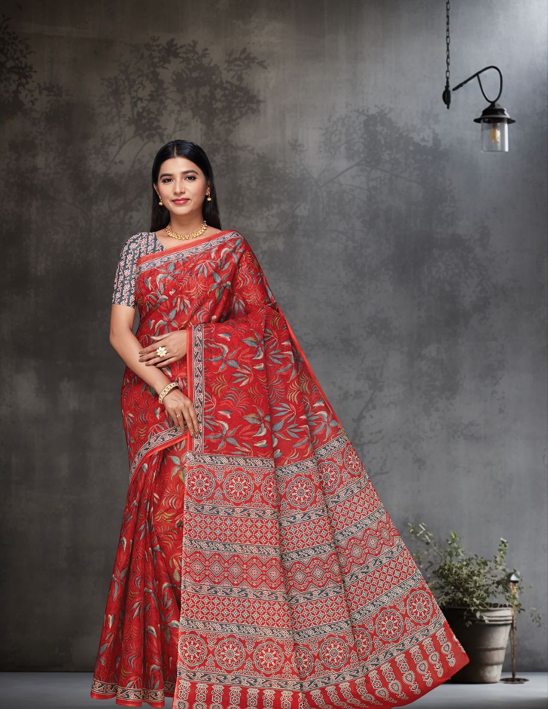 AARTI Red Printed Pure Cotton Saree
