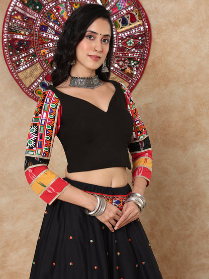 Black Cotton Sweetheart Neck Padded Readymade Blouse