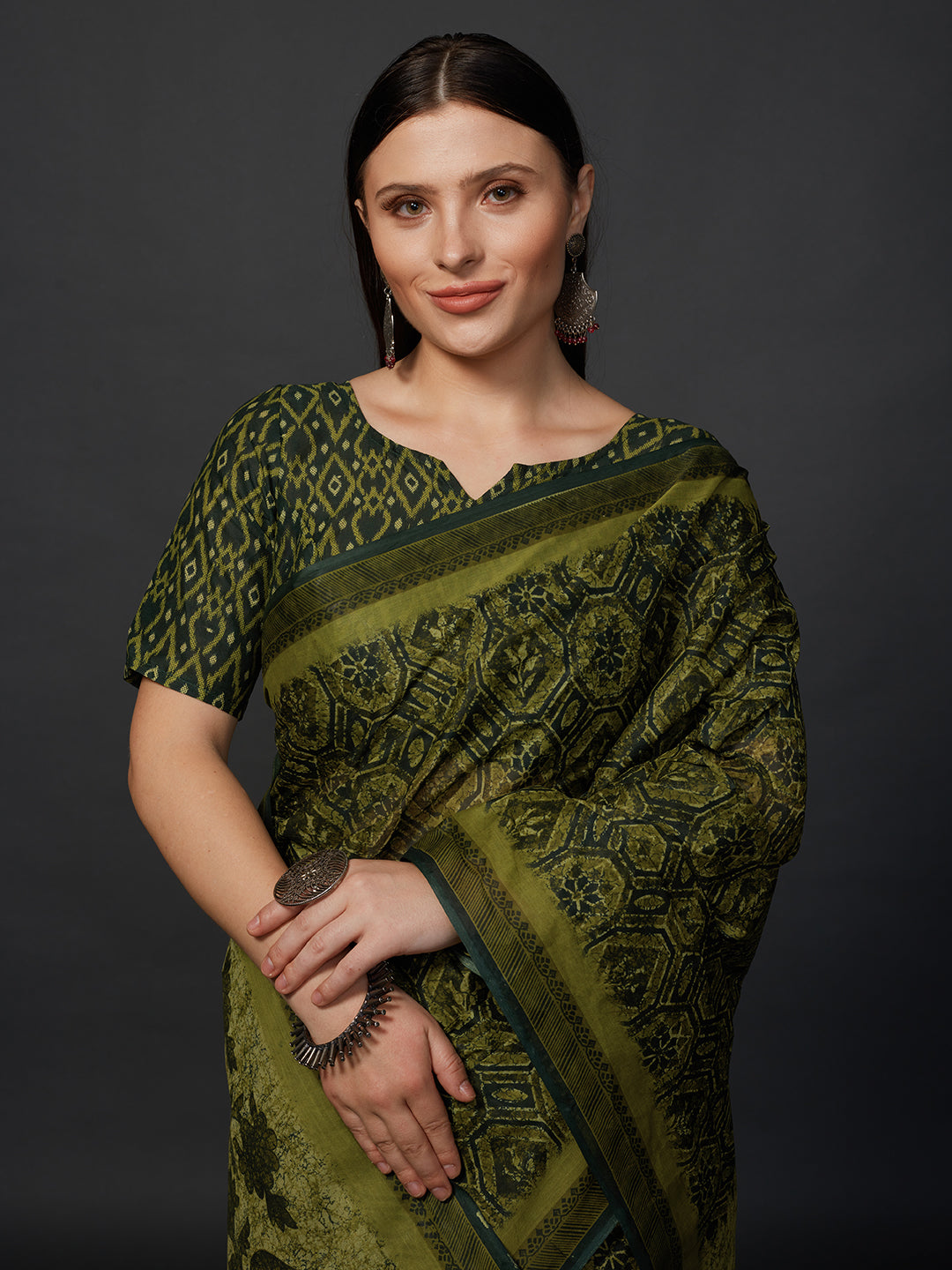AMIVARSHA Olive Printed Pure Cotton Saree