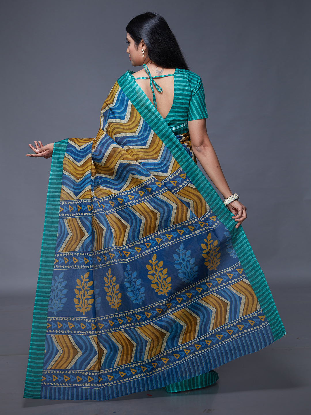 PARINITA Green Leheriya Printed Pure Cotton Saree