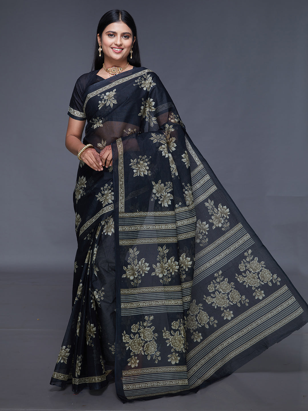 ADVIKA Black Floral Printed Pure Cotton Saree