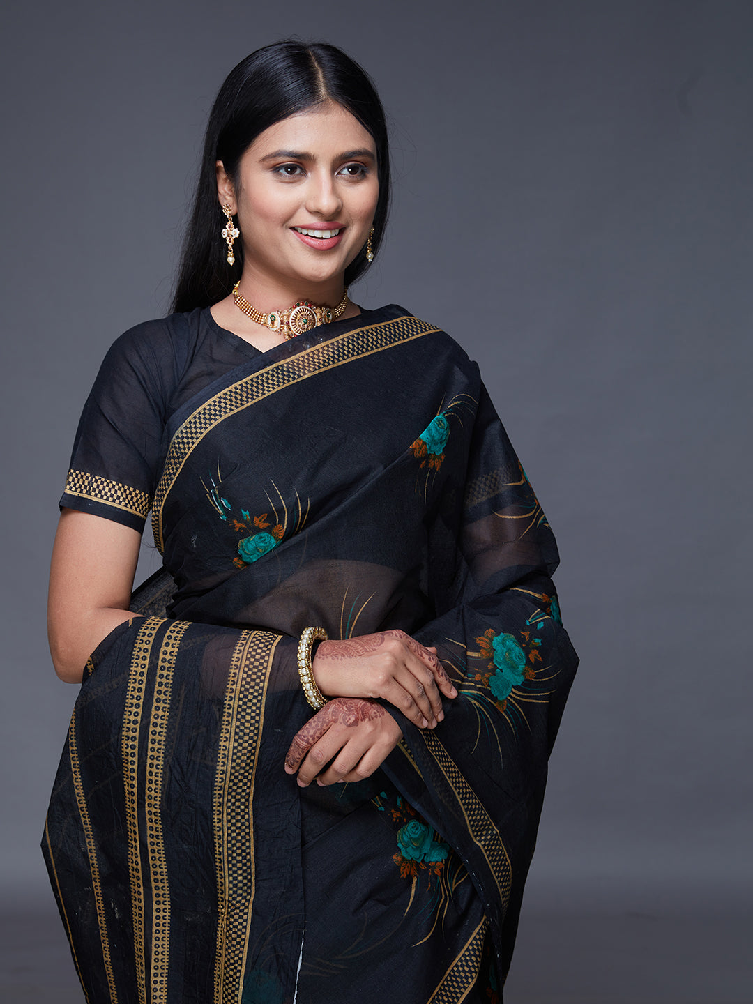 ADVIKA Black Floral Printed Pure Cotton Saree
