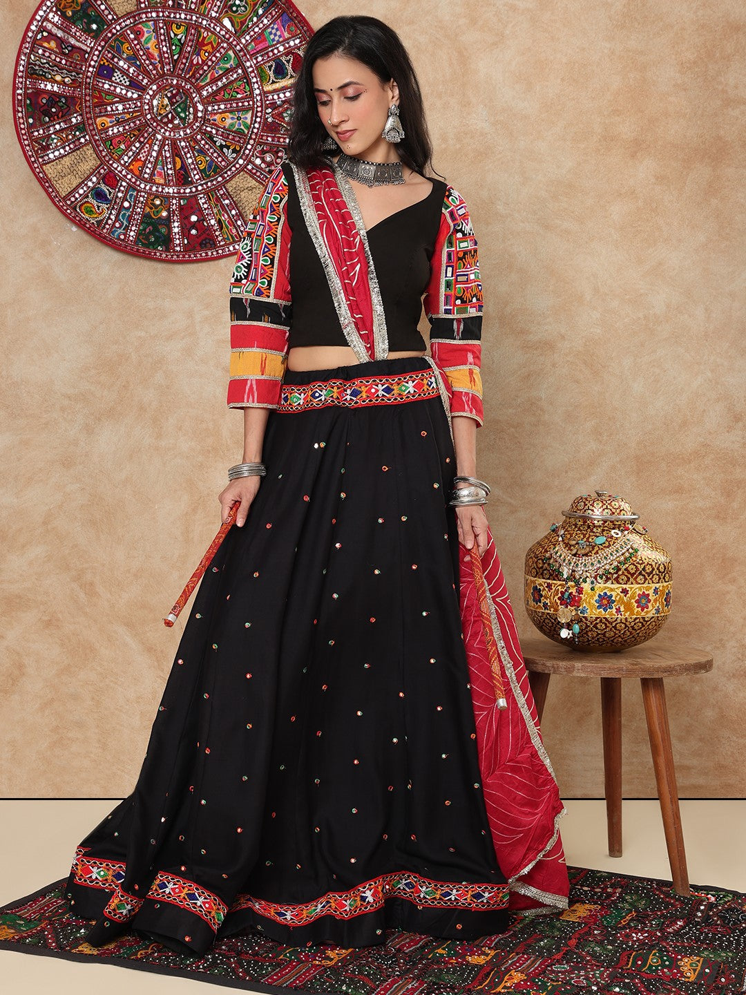 Black Cotton Sweetheart Neck Padded Readymade Blouse