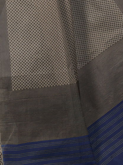 NIHARIKA Grey Printed Pure Cotton Saree