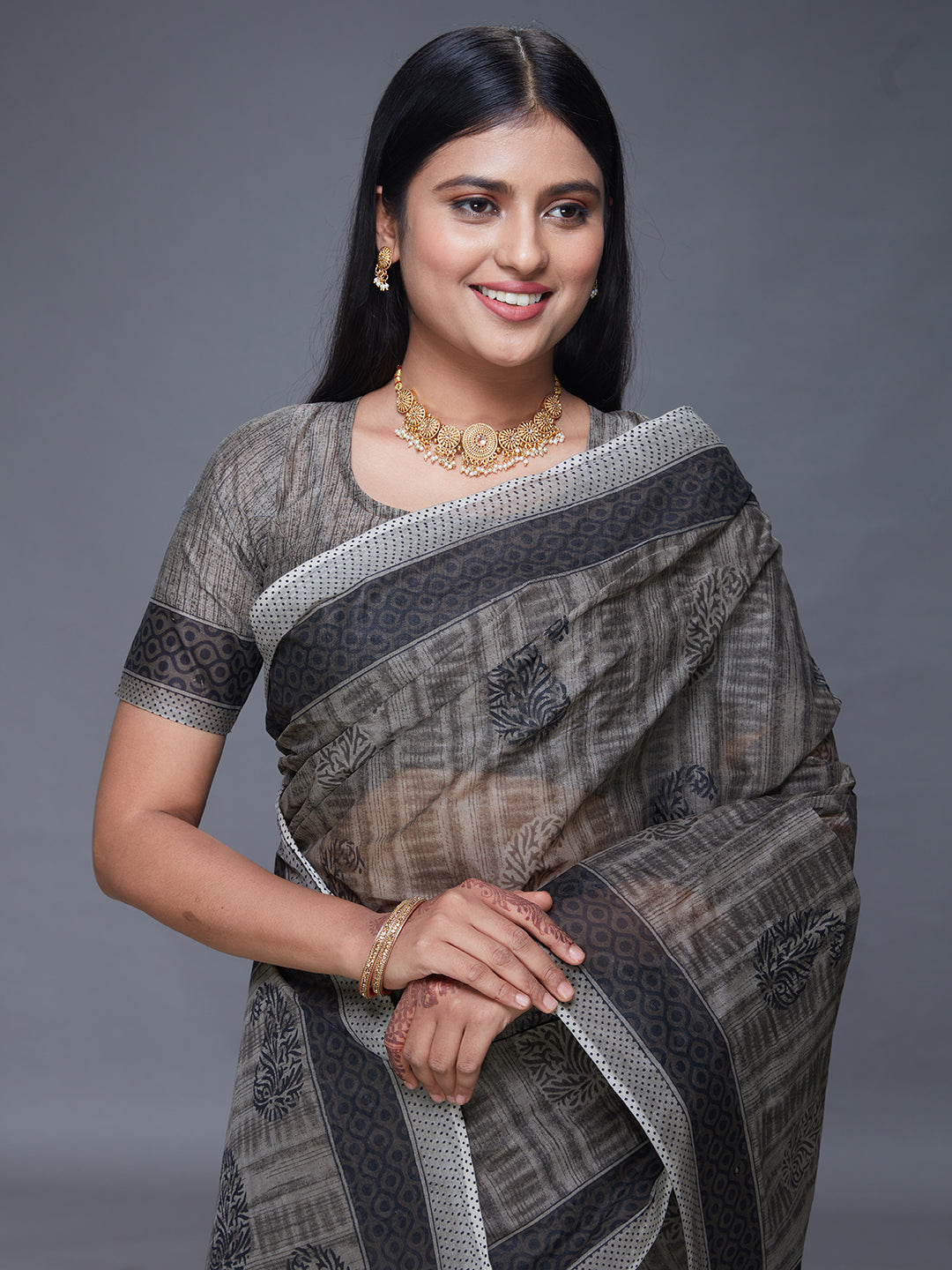 DIMPLE Grey Printed Pure Cotton Saree