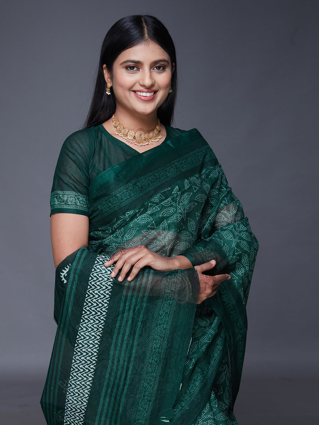 DIMPLE Green Printed Pure Cotton Saree
