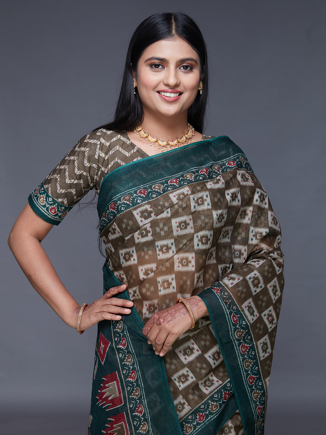 DIMPLE Green Printed Pure Cotton Saree