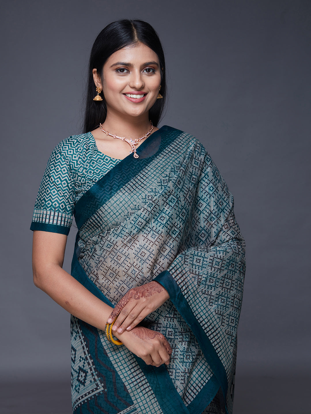 KASHMIRA Grey Printed Pure Cotton Saree