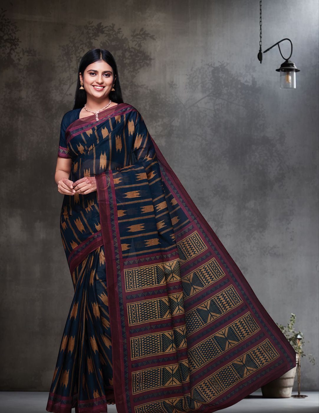 KASHMIRA Navy Blue Printed Pure Cotton Saree