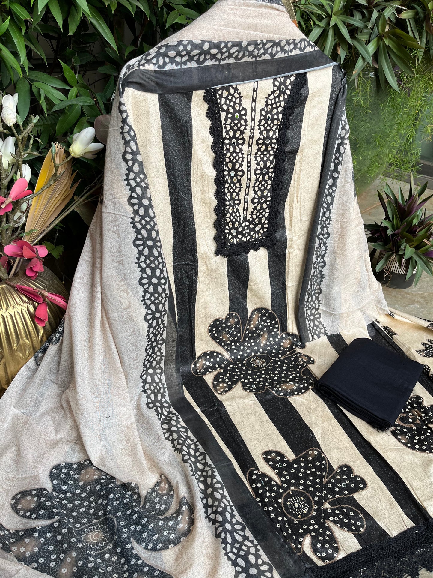 Beige Printed Unstitched Dress Material With Dupatta