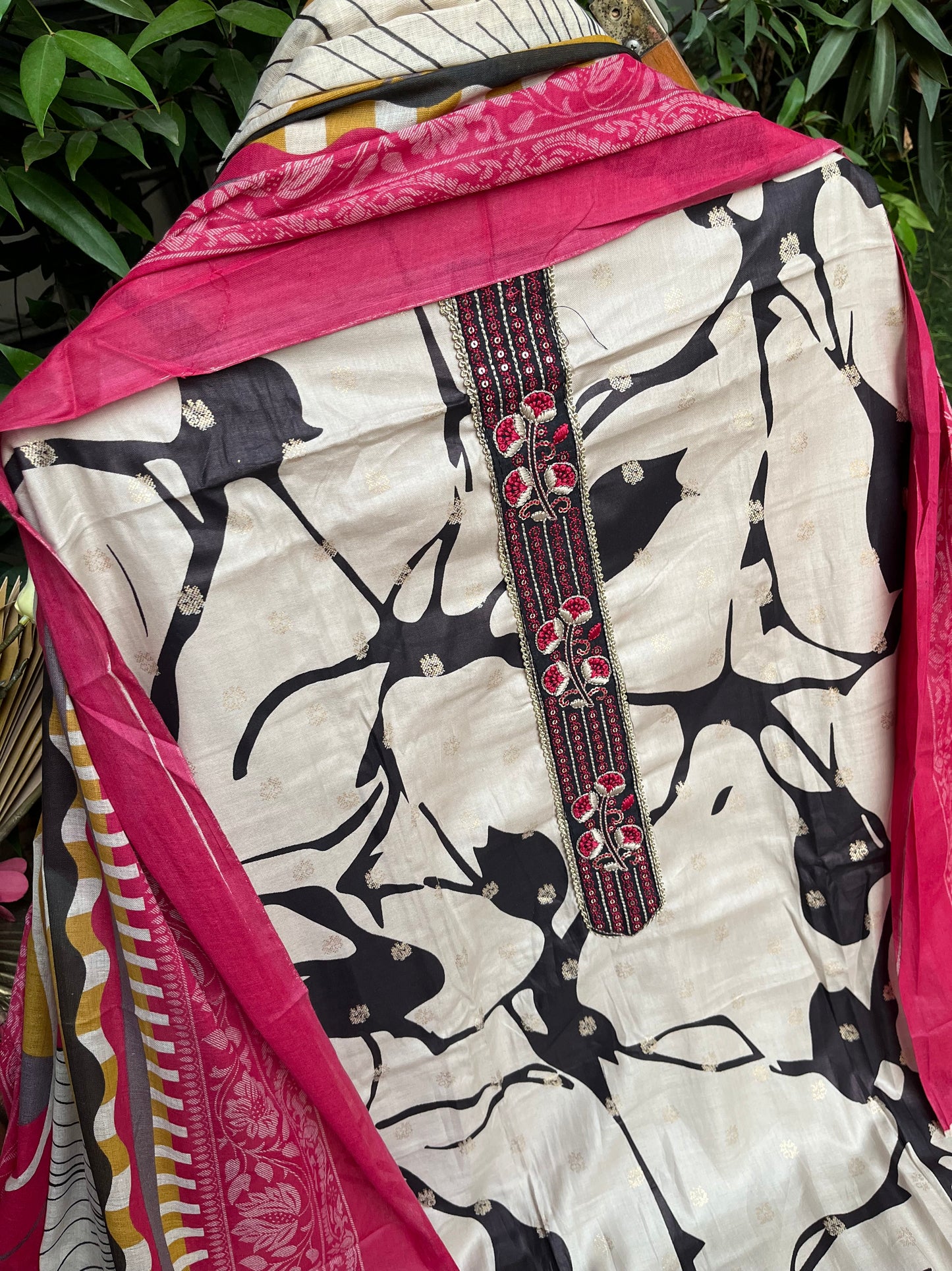 Pink Cotton Printed Unstitched Dress Material