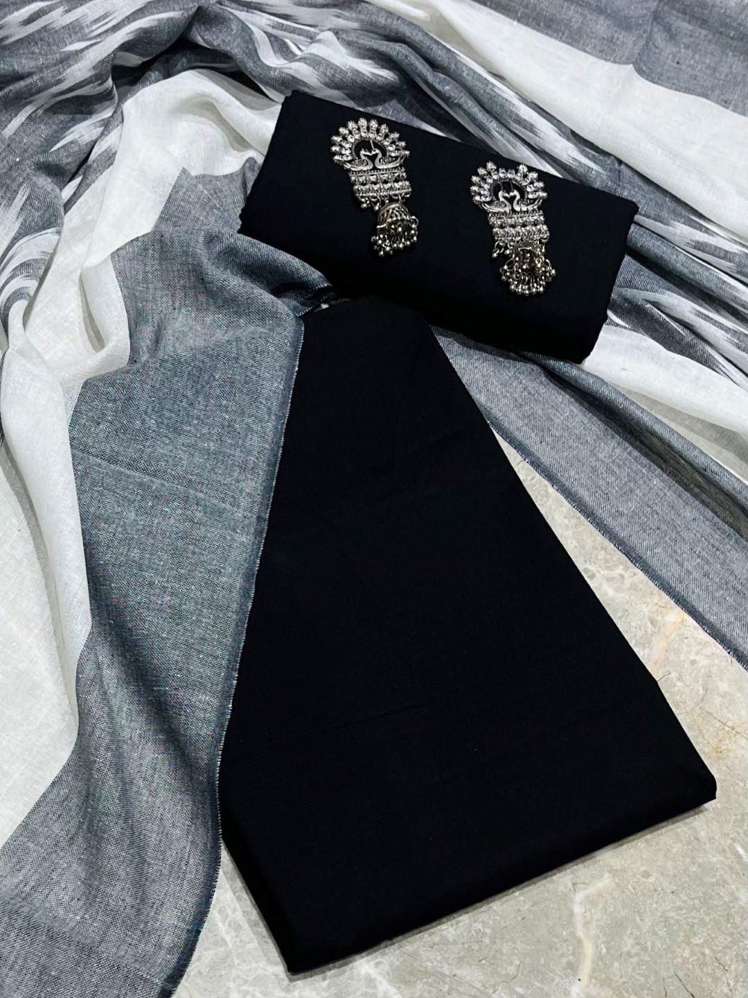 Black Pure Cotton Solid Unstitched Dress Material (with printed Dupatta)