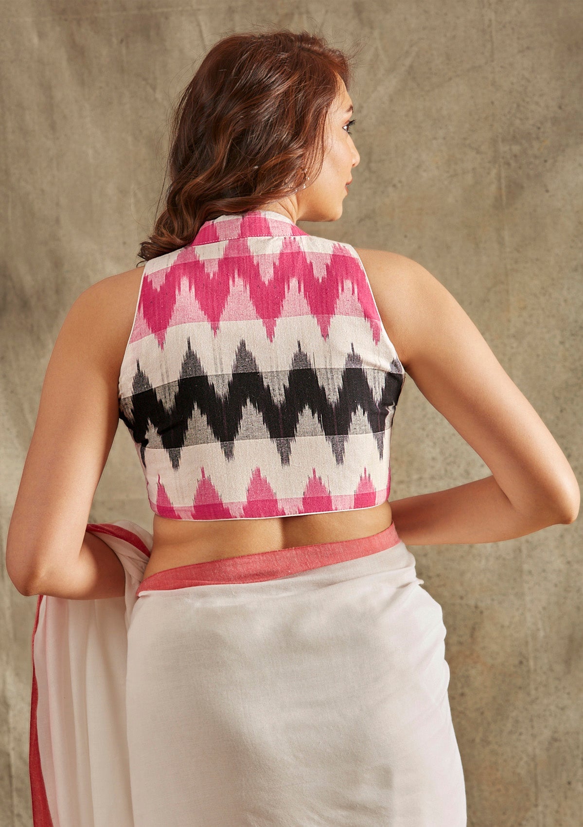 White and Pink Ikat Cotton Bloues