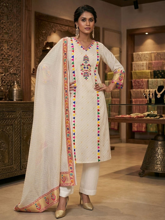 Off White Banarasi Chanderi Silk Kurta & Dupatta