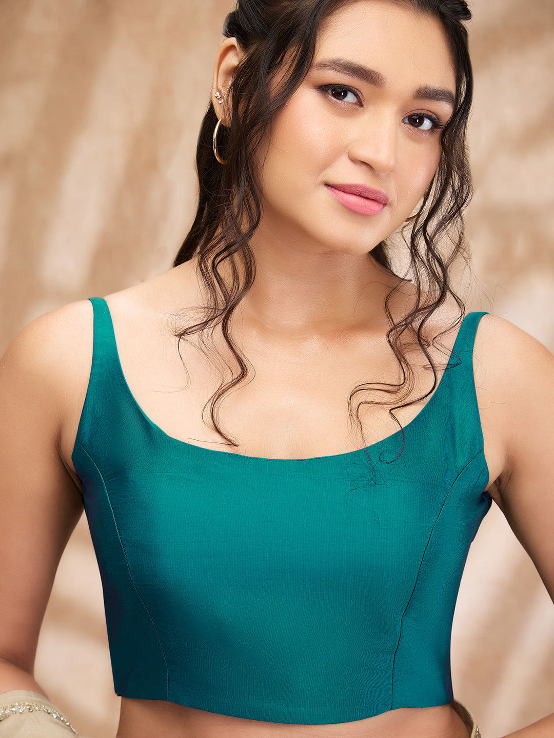 Teal Taffeta Solid Round Neck Sleeveless Blouse