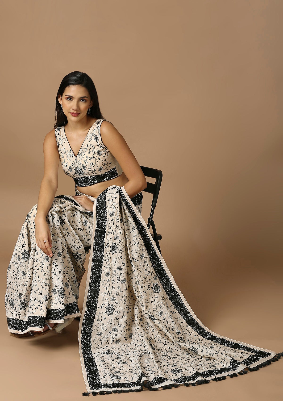 Shop White Saree N Black Embroidered Blouse Festive Wear Online at Best  Price | Cbazaar