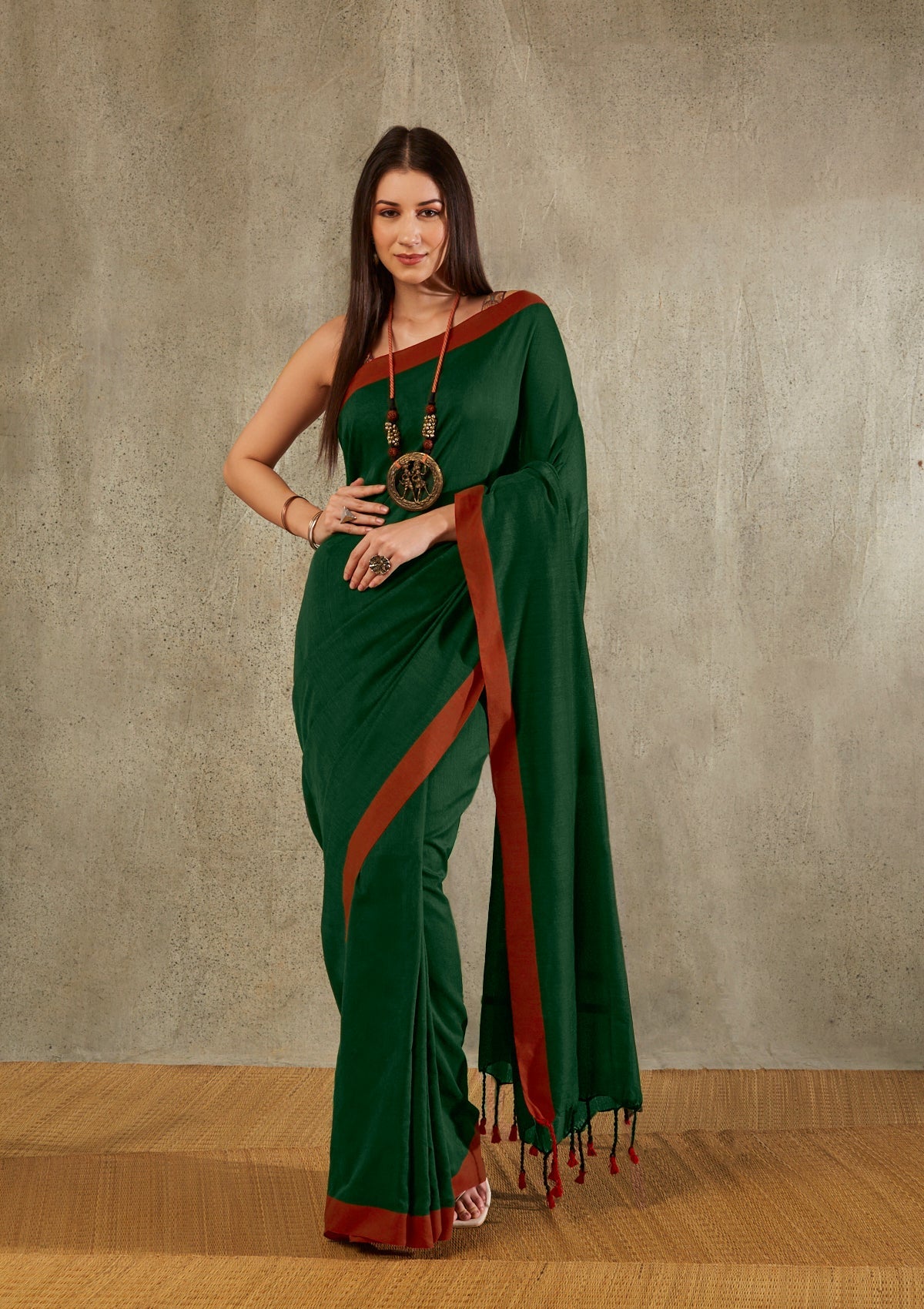 Green Cotton Solid Saree