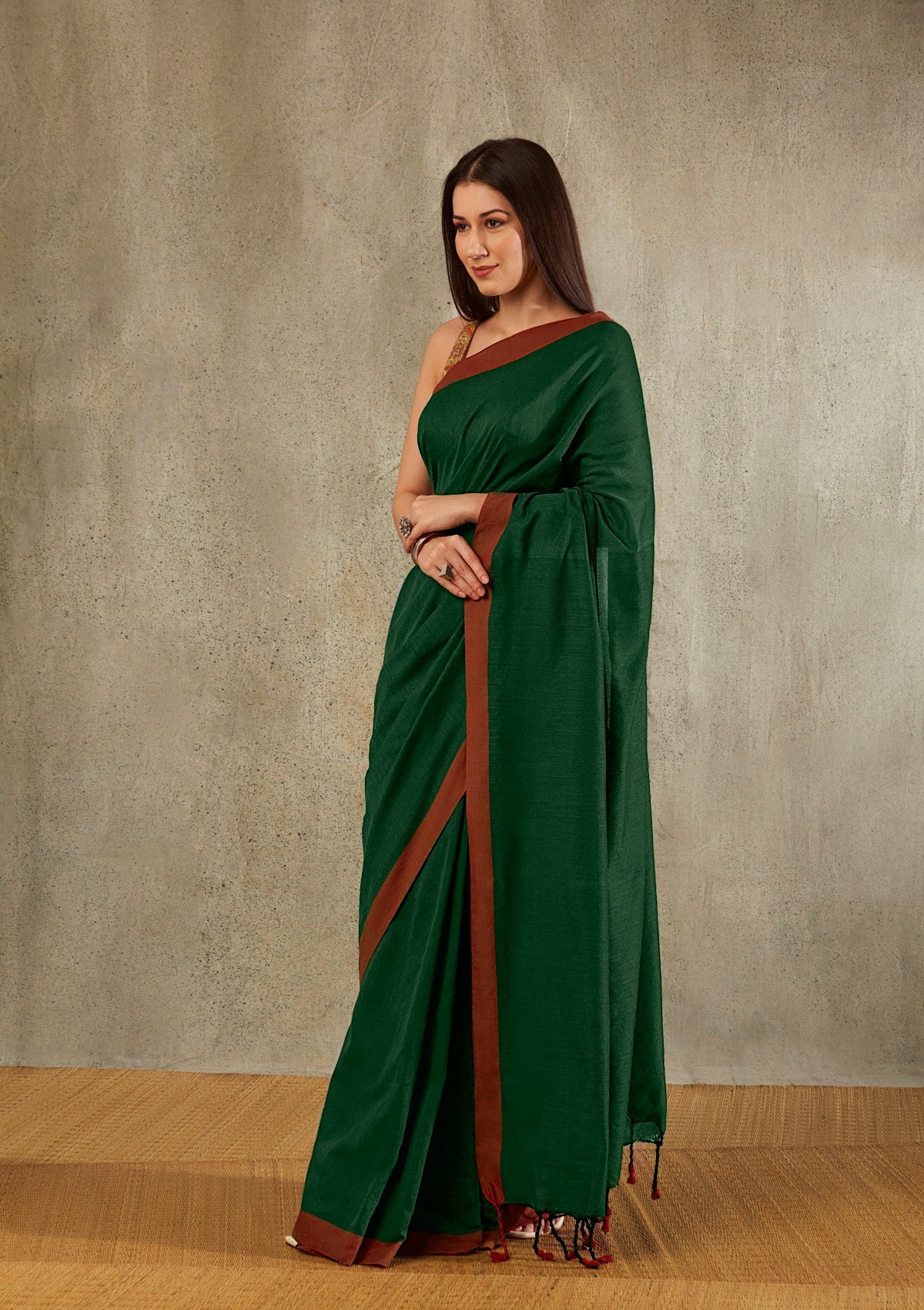 Green Cotton Solid Saree