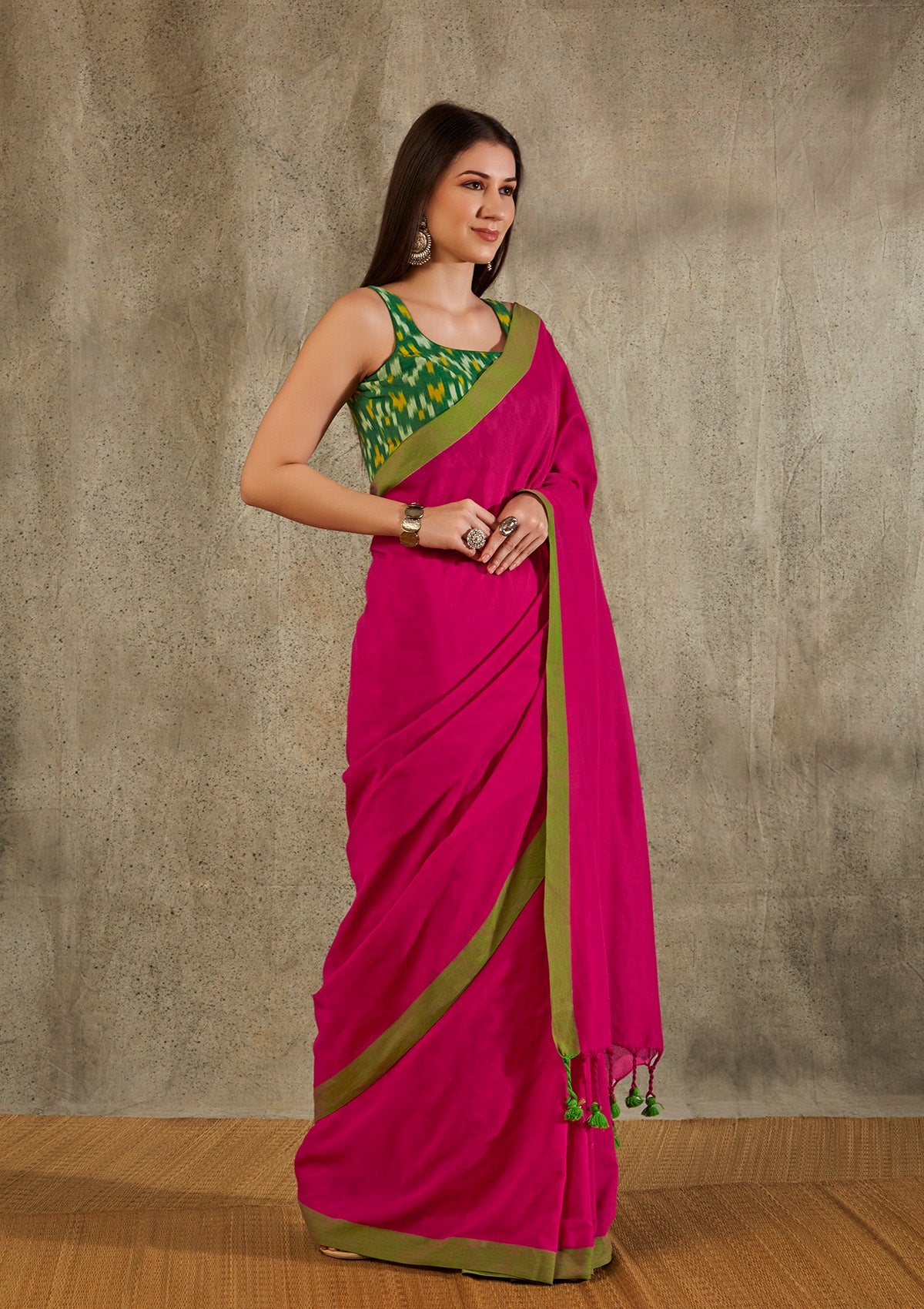 Pink Cotton Solid Saree