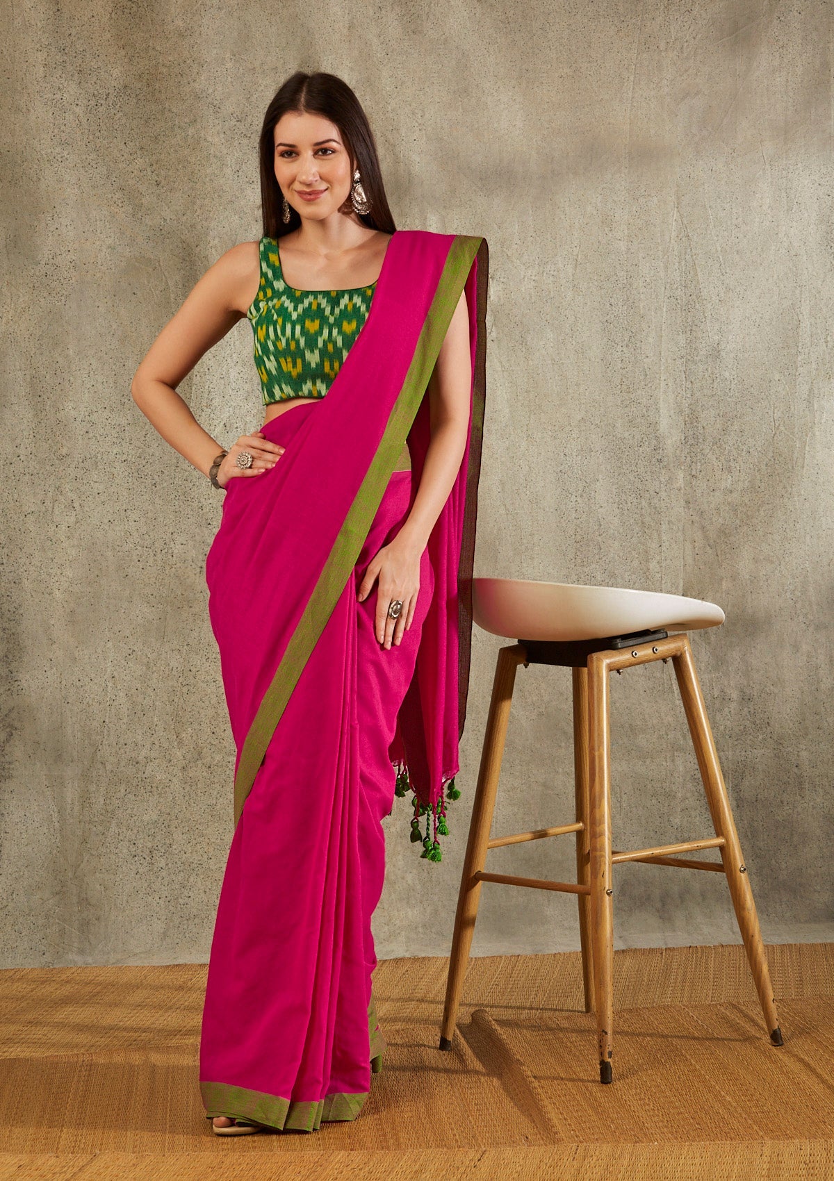 Pink Cotton Solid Saree